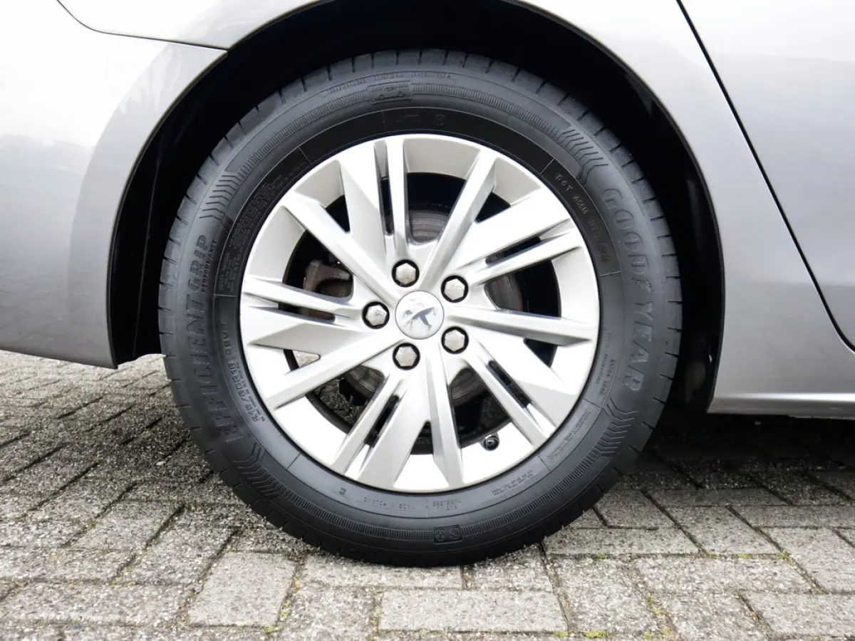1.2 PureTech Active Pack Business 2e-Eig & Keurig-Onderh. BOVAG-Garantie. NL-Auto