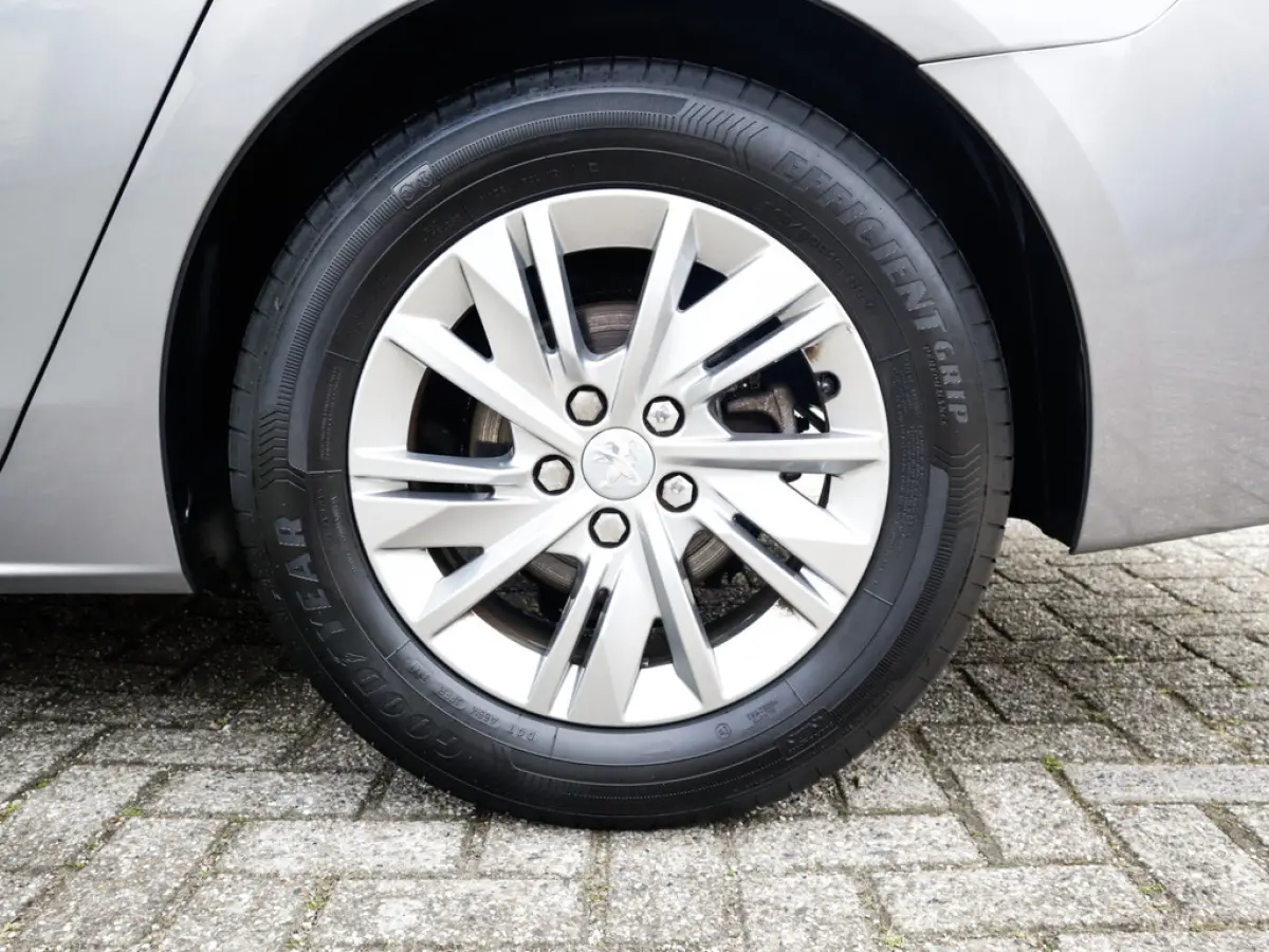 1.2 PureTech Active Pack Business 2e-Eig & Keurig-Onderh. BOVAG-Garantie. NL-Auto