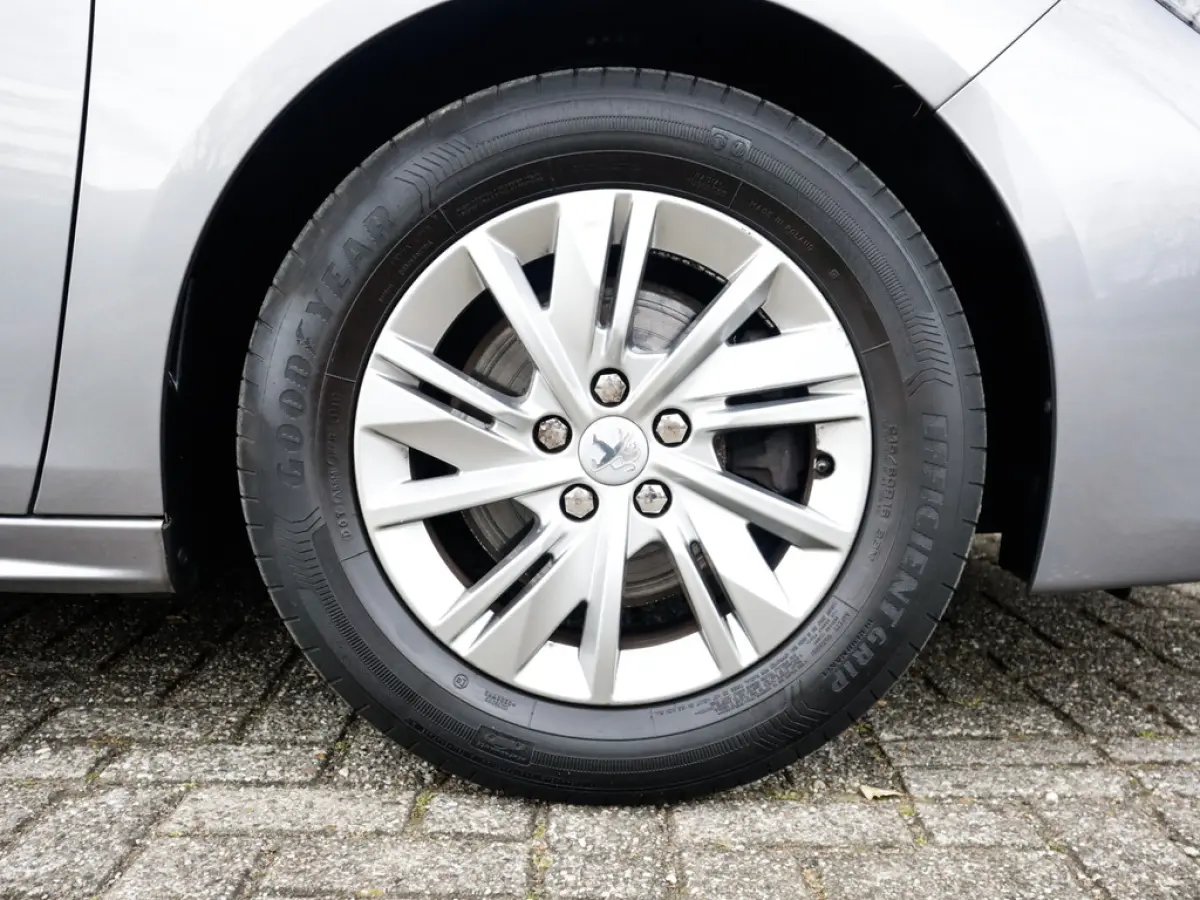 1.2 PureTech Active Pack Business 2e-Eig & Keurig-Onderh. BOVAG-Garantie. NL-Auto