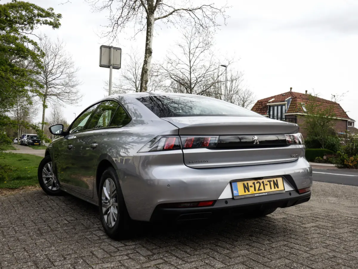 1.2 PureTech Active Pack Business 2e-Eig & Keurig-Onderh. BOVAG-Garantie. NL-Auto
