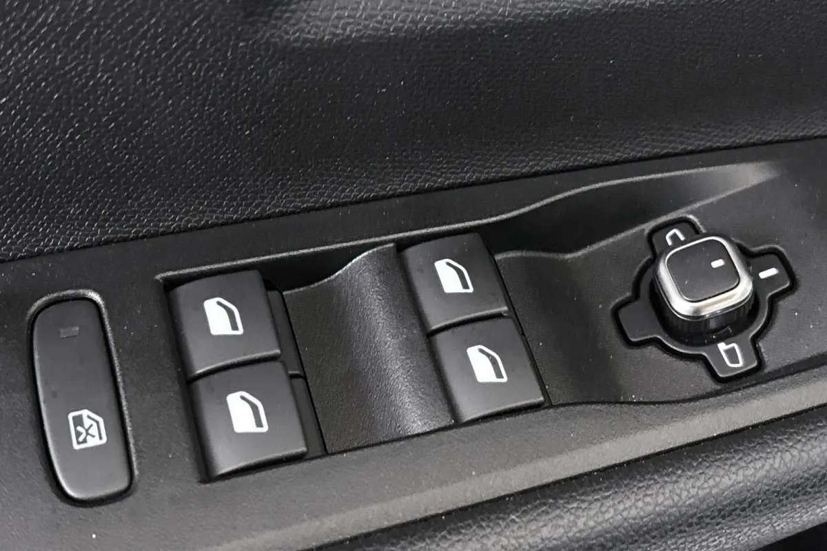 1.2T 110PK Edition Achteruitrijcamera Carplay Cruise control