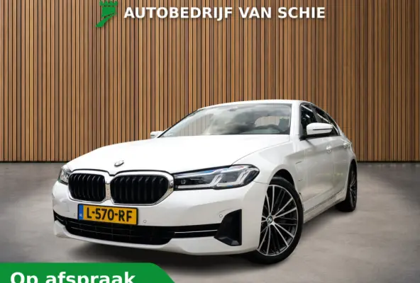545e xDrive Business Edition Plus 1e-Eig. & Dealer-Onderh. BOVAG-Garantie. NL-Auto.