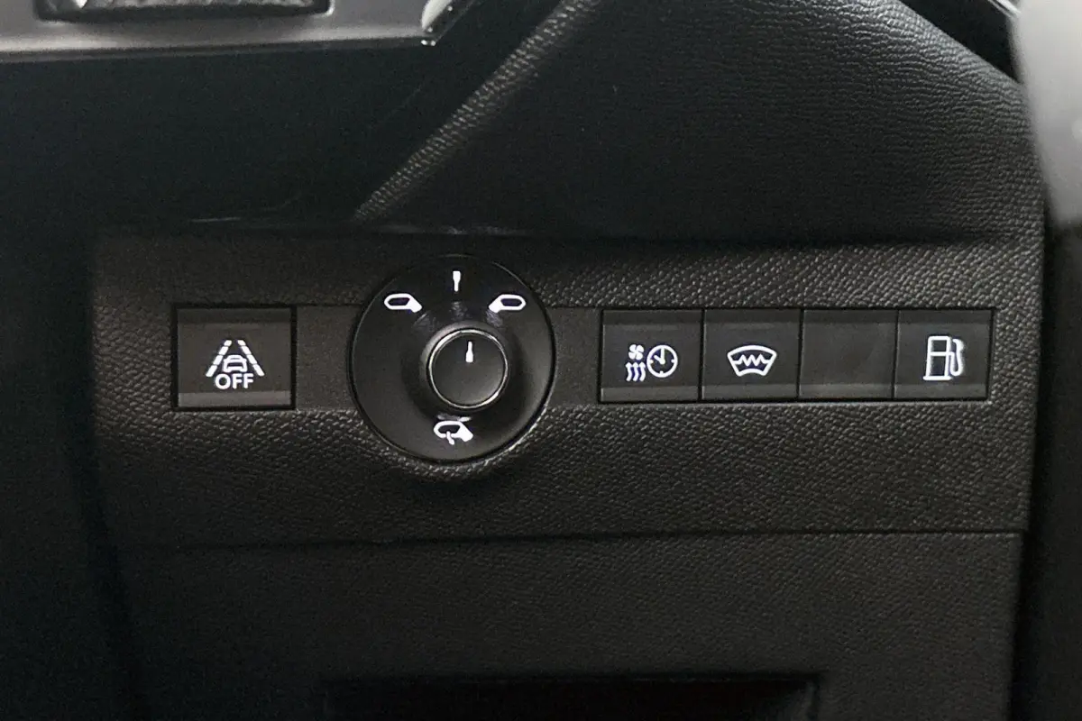 E-Tense Rivoli 225 SOH 97% Stoelverwarming Leder Memory Keyless Camera