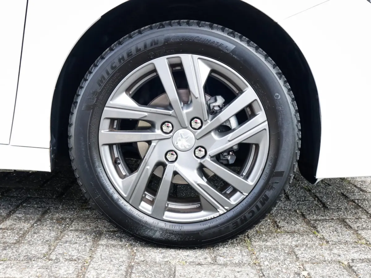 1.2 PureTech Blue Lease Active 1e-Eig. & Dealer-Onderh. BOVAG-Garantie. NL-Auto.