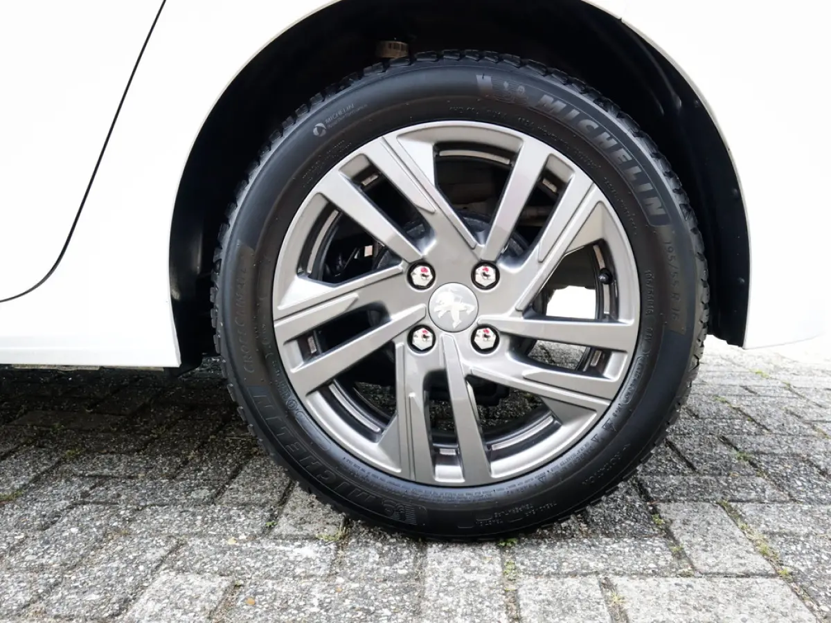 1.2 PureTech Blue Lease Active 1e-Eig. & Dealer-Onderh. BOVAG-Garantie. NL-Auto.