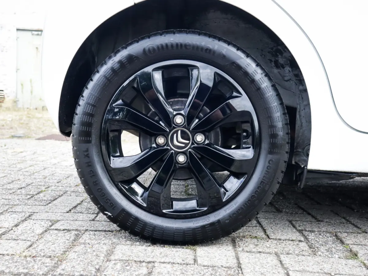 1.0 VTi Shine 2e-Eig. & Dealer-Onderh. BOVAG-Garantie. NL-Auto.