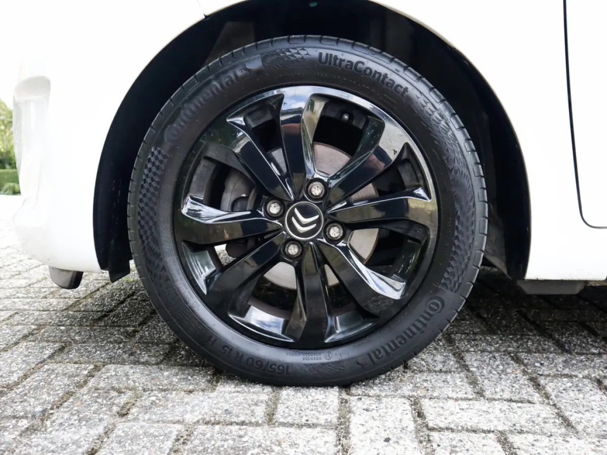 1.0 VTi Shine 2e-Eig. & Dealer-Onderh. BOVAG-Garantie. NL-Auto.