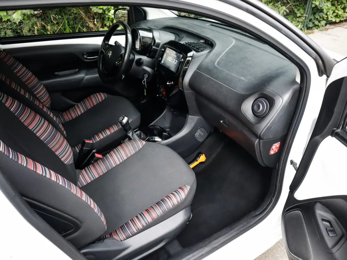 1.0 VTi Shine 2e-Eig. & Dealer-Onderh. BOVAG-Garantie. NL-Auto.