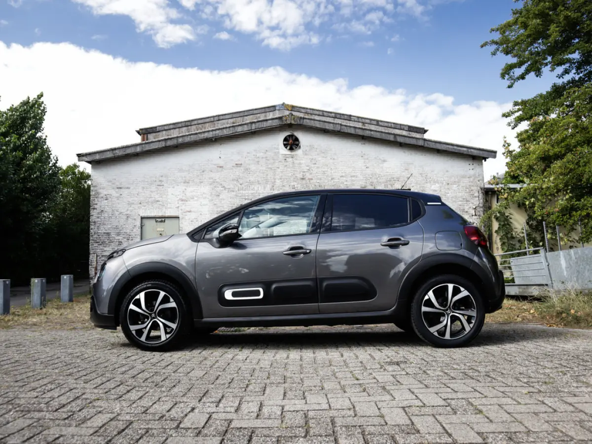 1.2 PureTech Shine 1e-Eig. & Dealer-Onderh. BOVAG-Garantie. NL-Auto.
