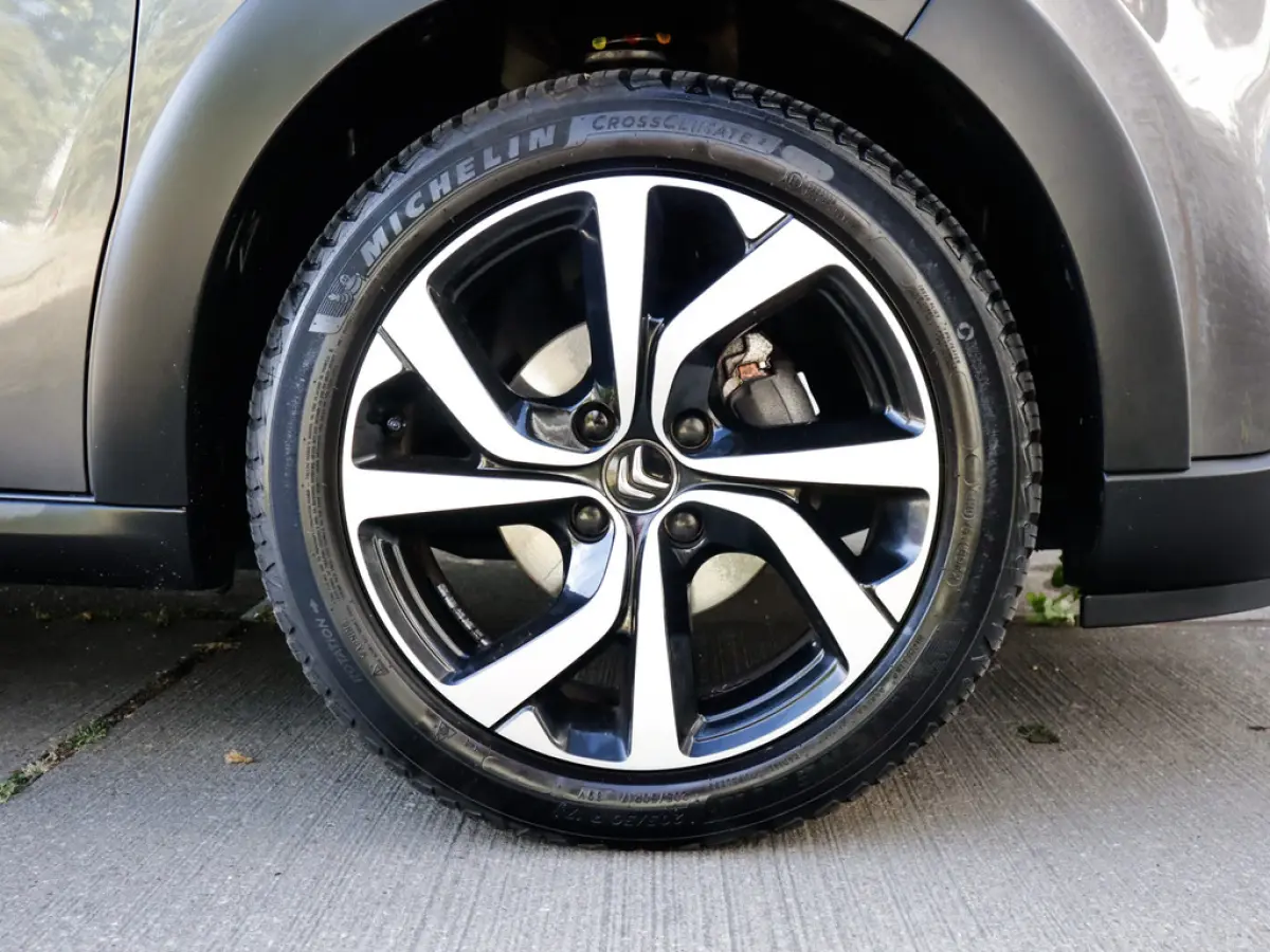 1.2 PureTech Shine 1e-Eig. & Dealer-Onderh. BOVAG-Garantie. NL-Auto.