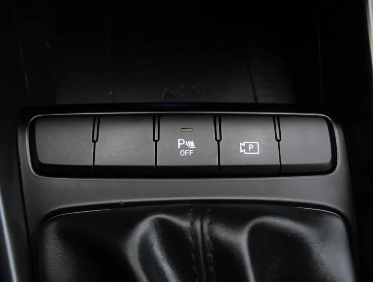 1.2 MPI Comfort Smart AIRCO | CRUISE | LMV16 | CARPLAY | DAB | CAMERA | LED | NAVI | PDCA