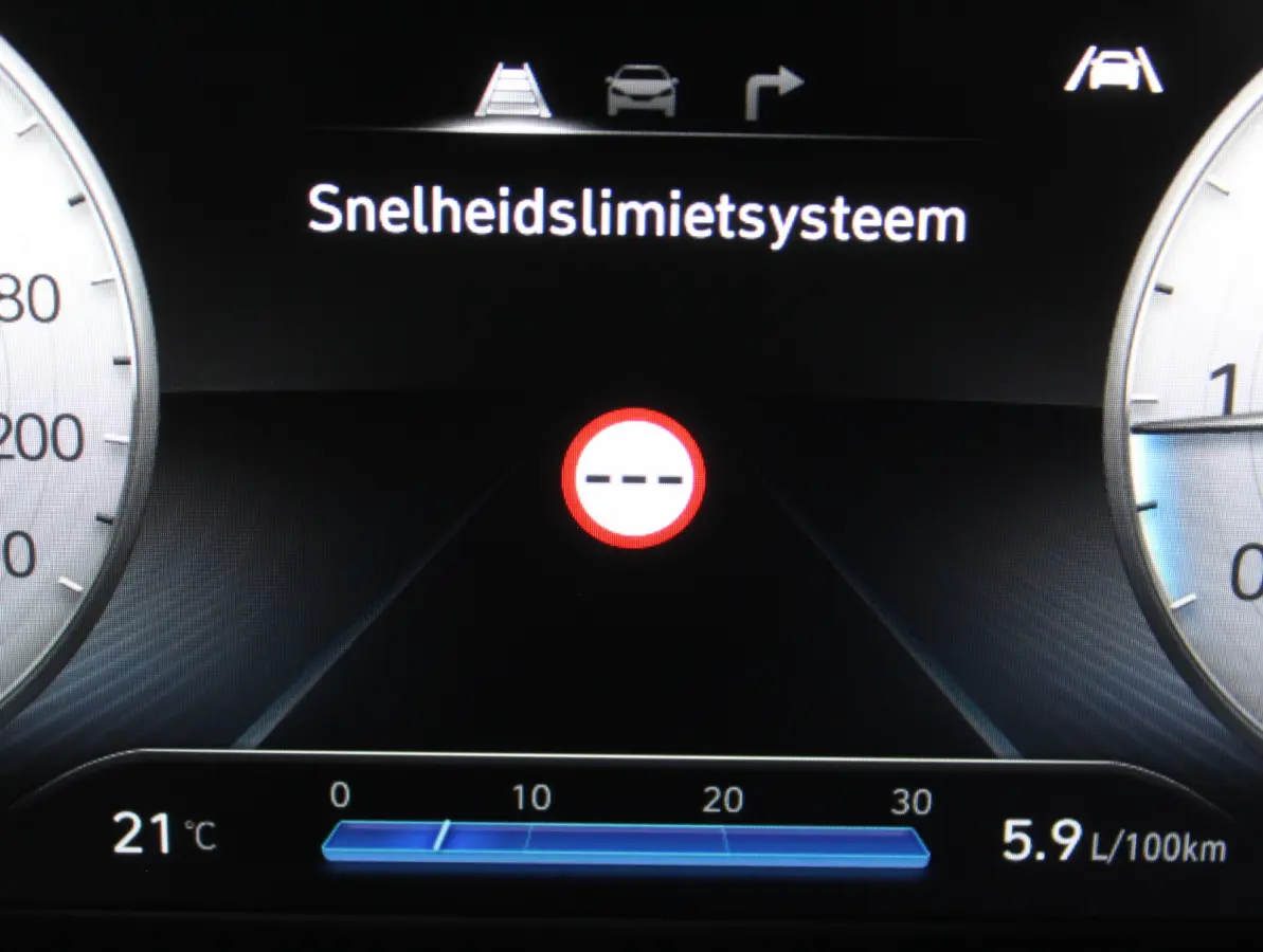 1.2 MPI Comfort Smart AIRCO | CRUISE | LMV16 | CARPLAY | DAB | CAMERA | LED | NAVI | PDCA