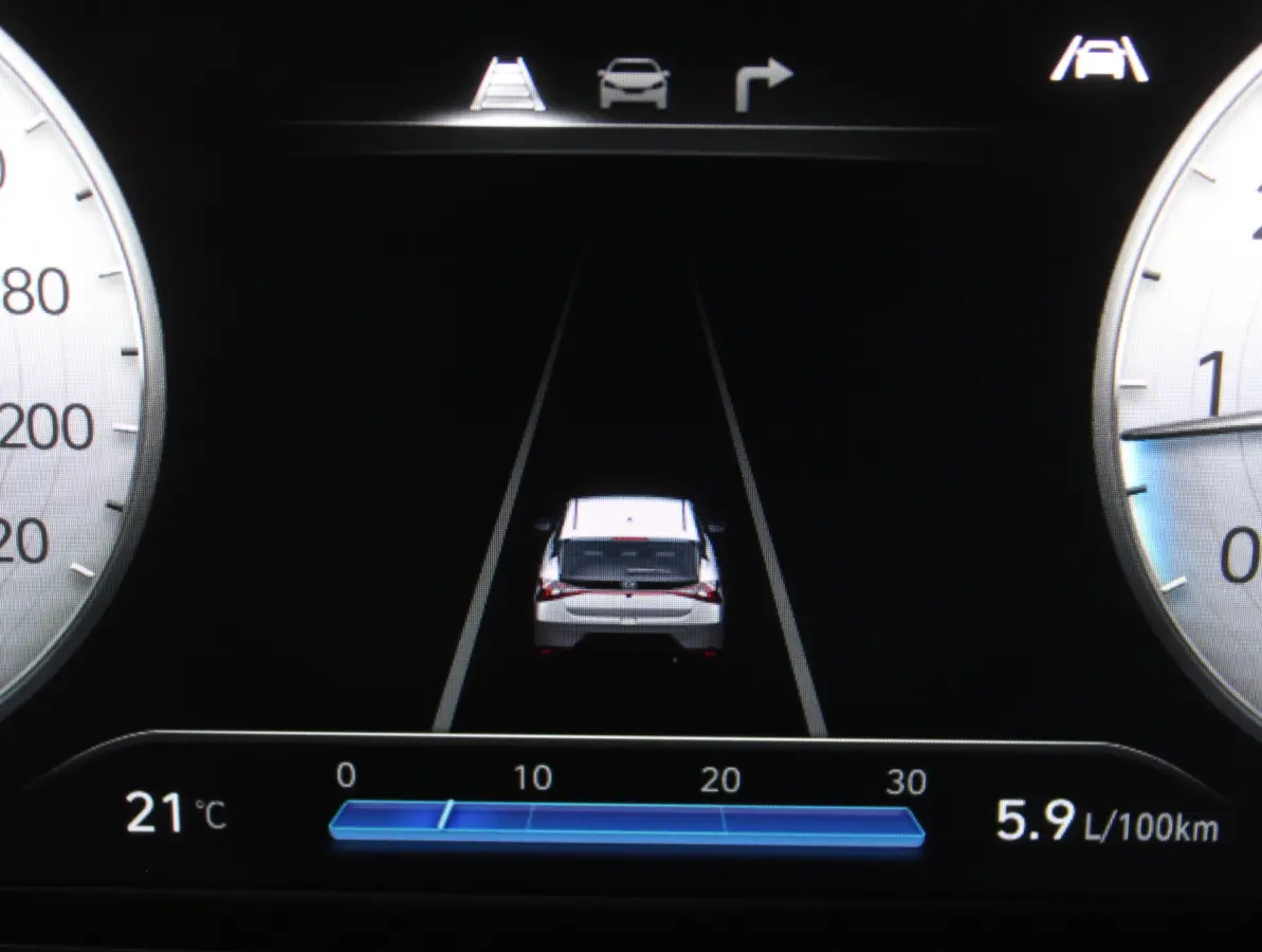 1.2 MPI Comfort Smart AIRCO | CRUISE | LMV16 | CARPLAY | DAB | CAMERA | LED | NAVI | PDCA