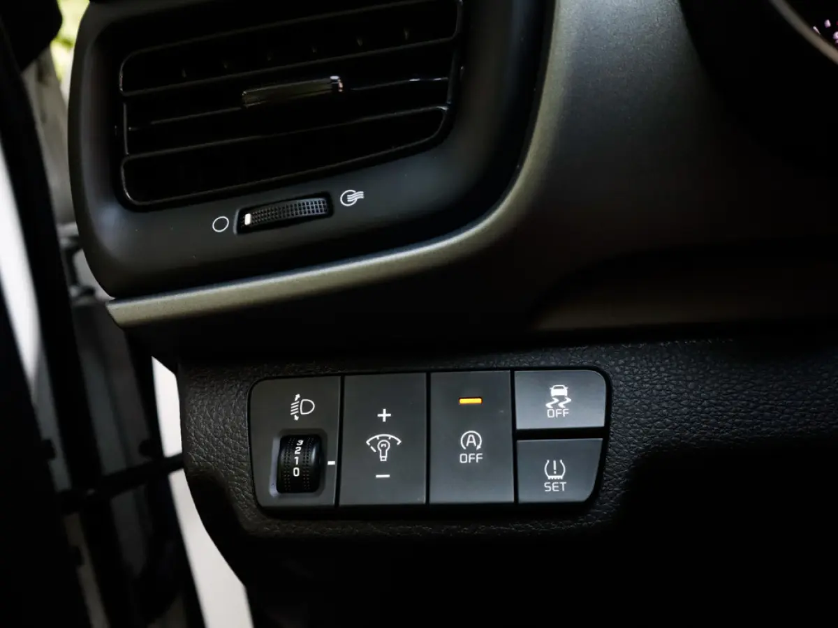 1.0 T-GDi MHEV ComfortLine 1e-Eig. & Keurig-Onderh. BOVAG-Garantie. NL-Auto.