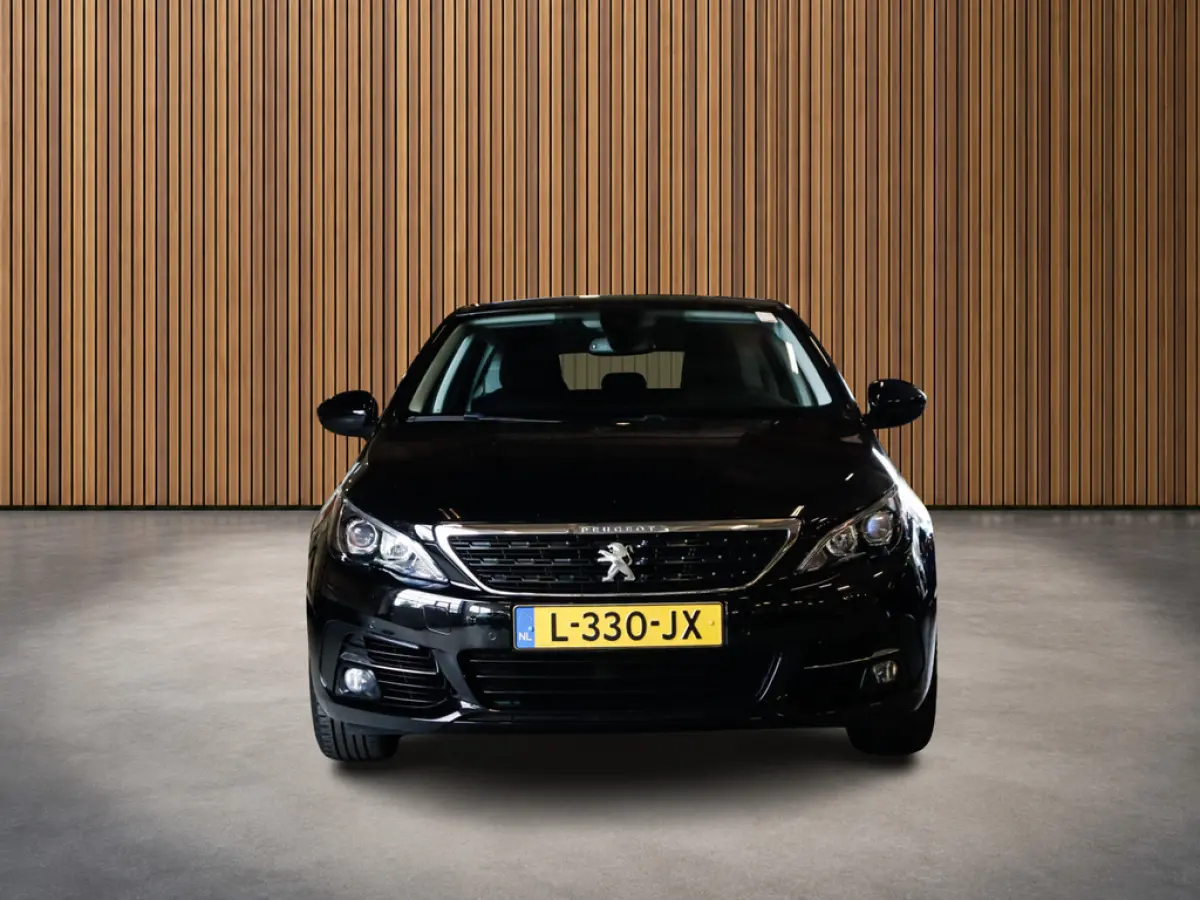 1.2 PureTech Blue Lease Active 1e-Eig. & Keurig-Onderh. BOVAG-Garantie. NL-Auto.