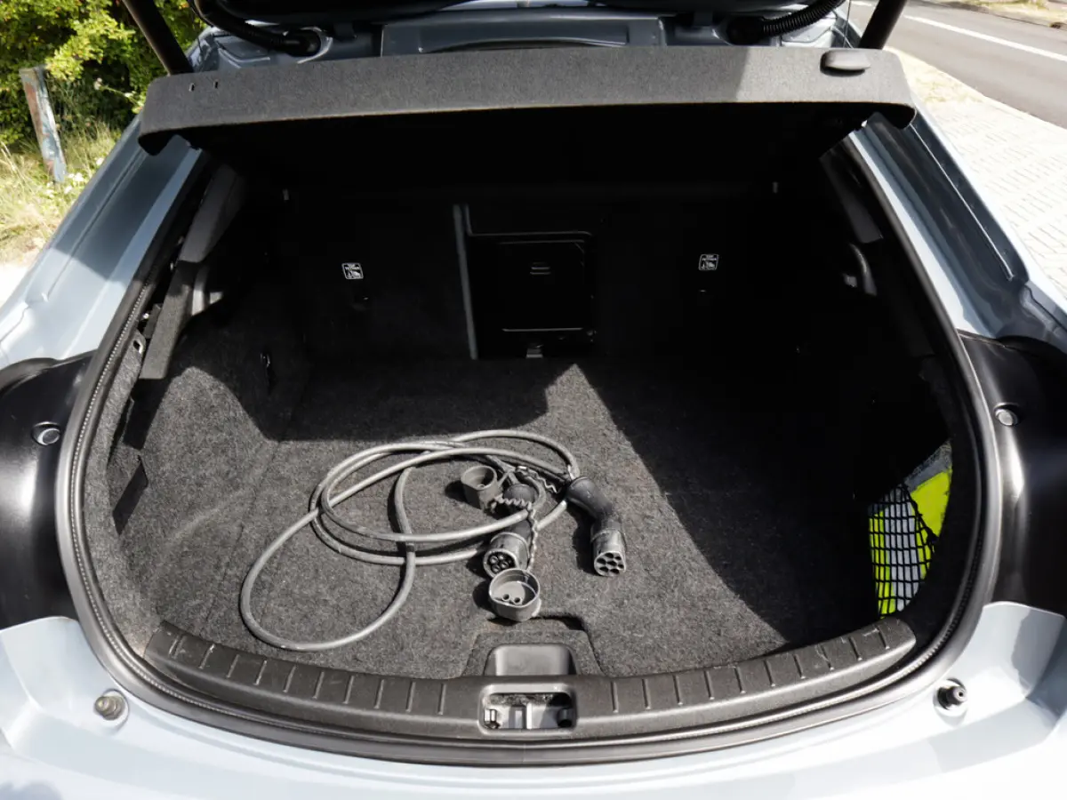 Long Range Dual Motor Launch Edition 78kWh 3-Fase 1e-Eig. & Dealer-Onderh. BOVAG-Garantie. NL-Auto.