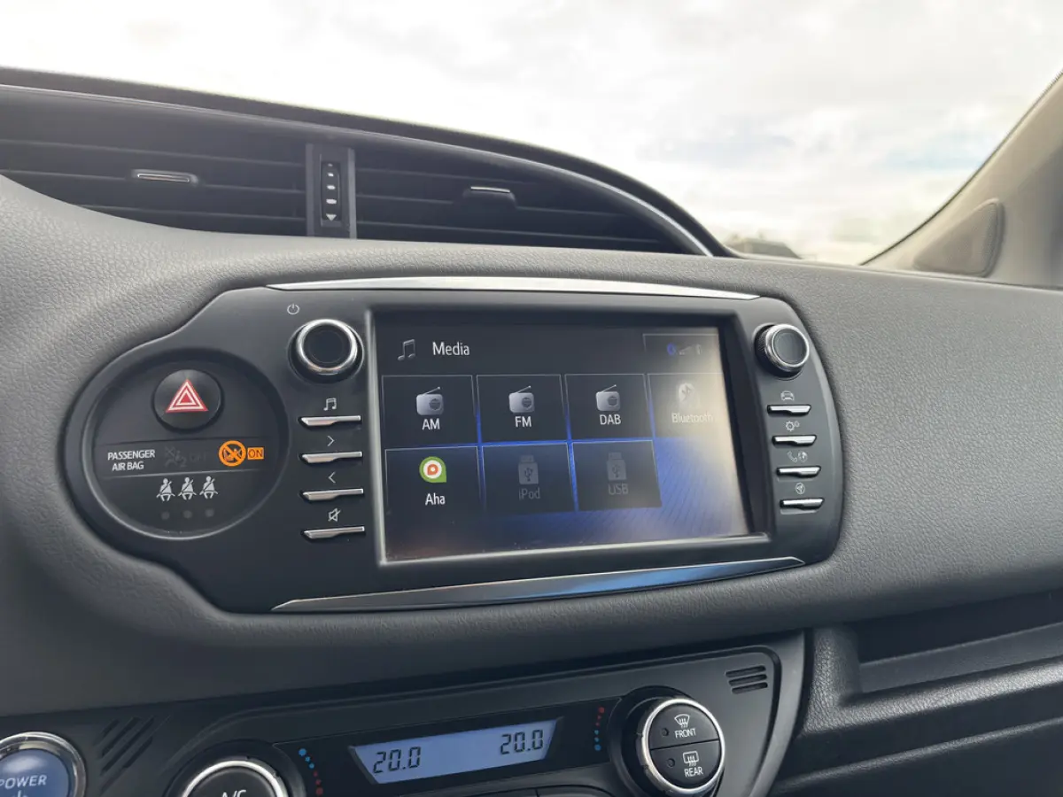 1.5 Hybrid Dynamic 1e-Eig. & Keurig-Onderh. BOVAG-Garantie. NL-Auto.
