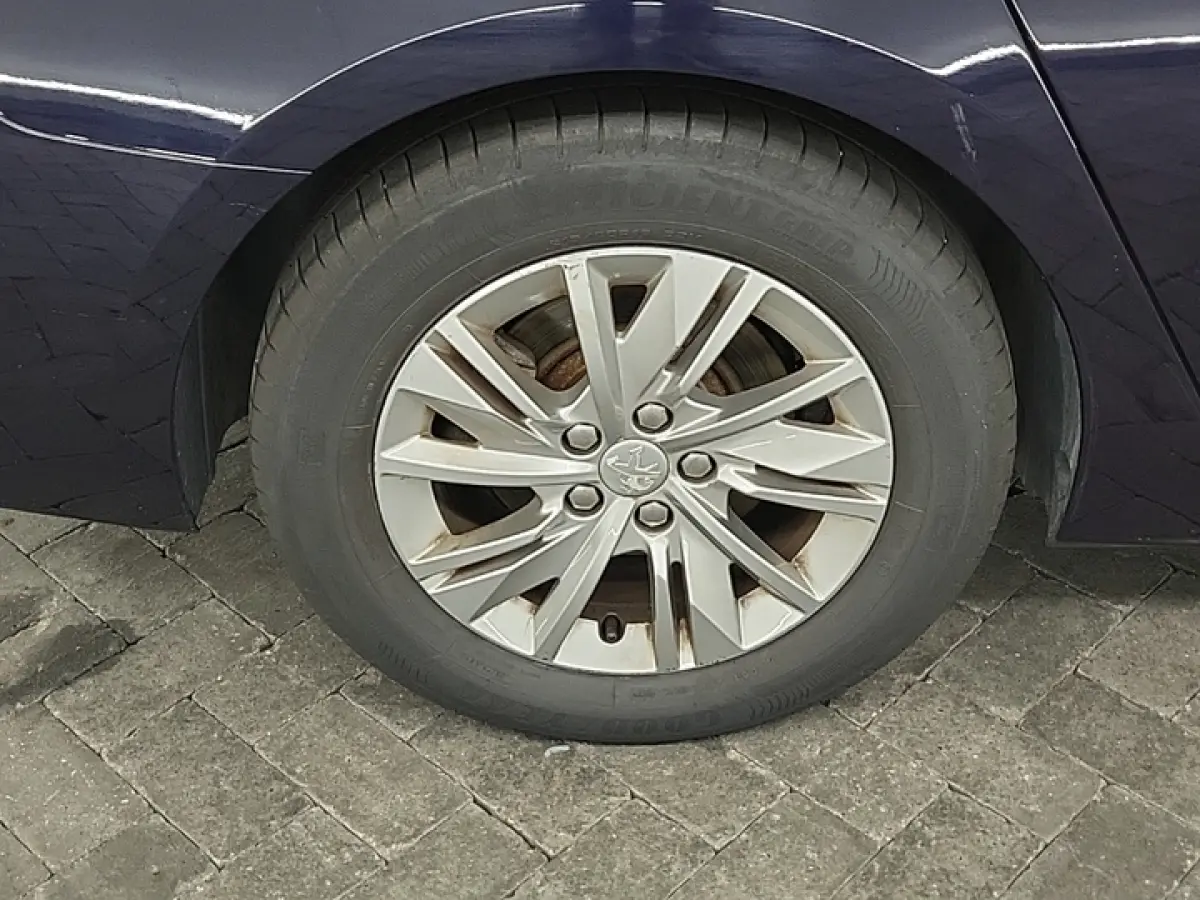 1.2 PureTech Active Pack Business 1e-Eig. & Dealer-Onderh. BOVAG-Garantie. NL-Auto.