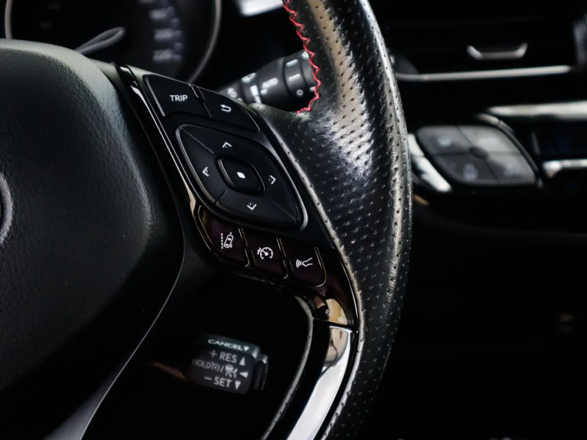 2.0 Hybrid GR-Sport 1e-Eig. & Dealer-Onderh. BOVAG-Garantie.