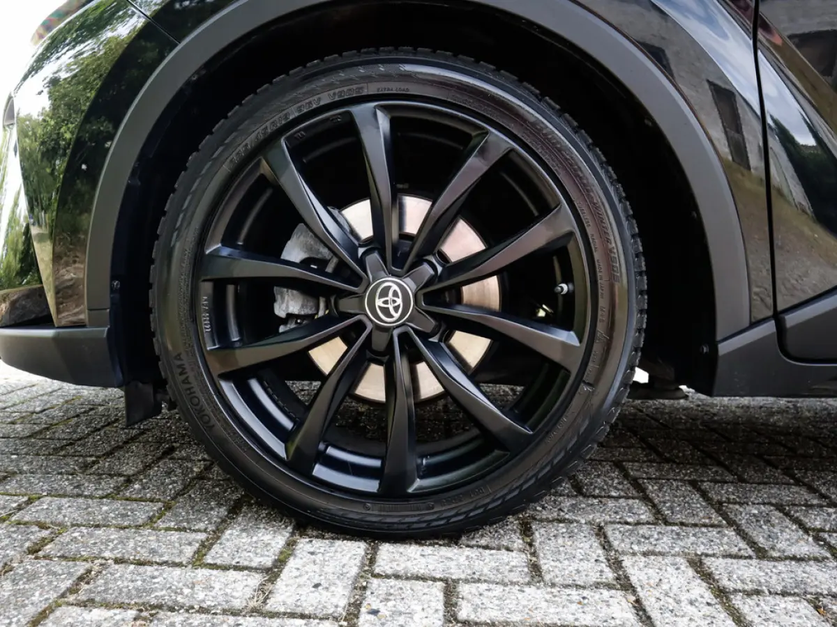 2.0 Hybrid GR-Sport 1e-Eig. & Dealer-Onderh. BOVAG-Garantie.