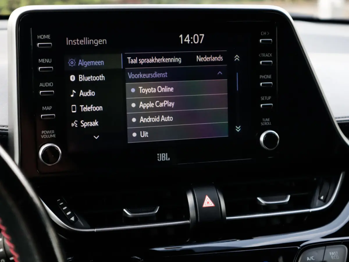 2.0 Hybrid GR-Sport 1e-Eig. & Dealer-Onderh. BOVAG-Garantie.