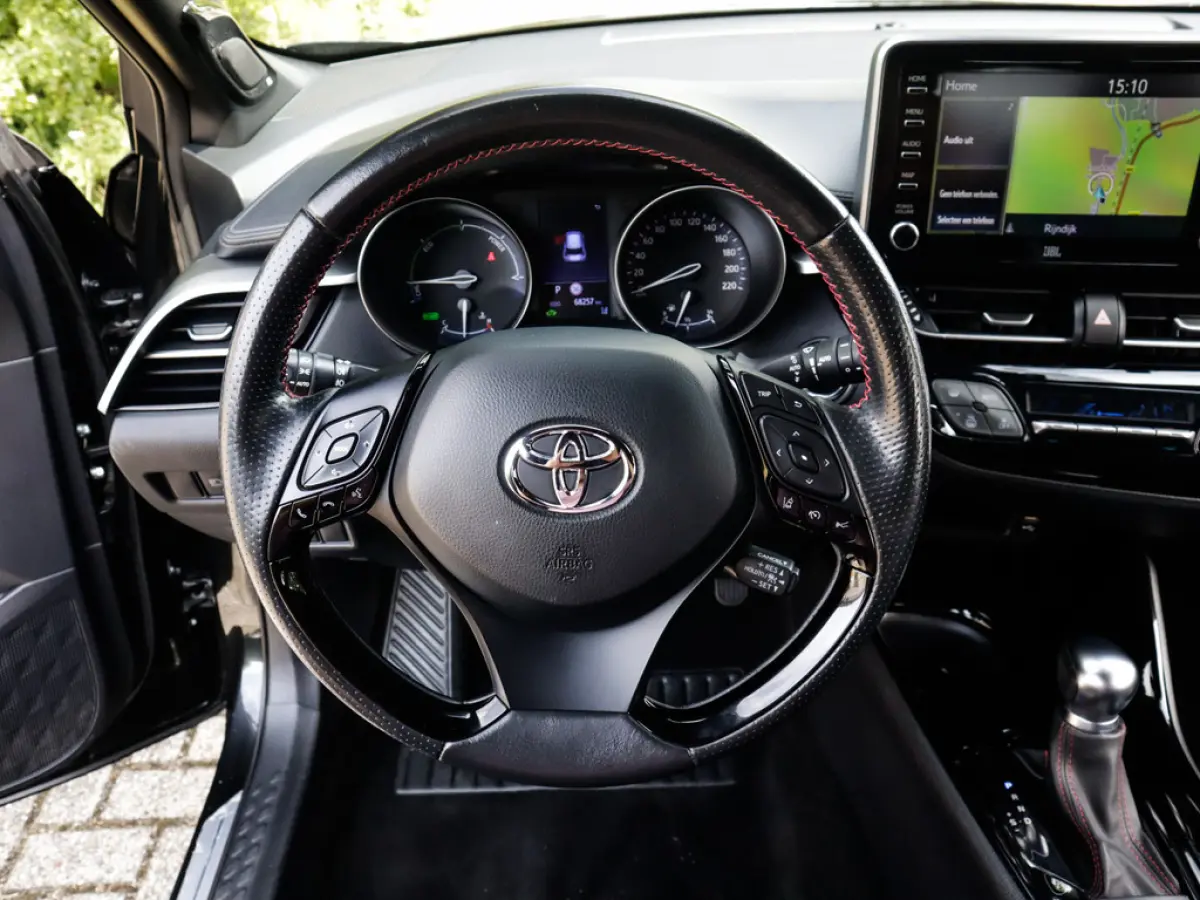 2.0 Hybrid GR-Sport 1e-Eig. & Dealer-Onderh. BOVAG-Garantie.