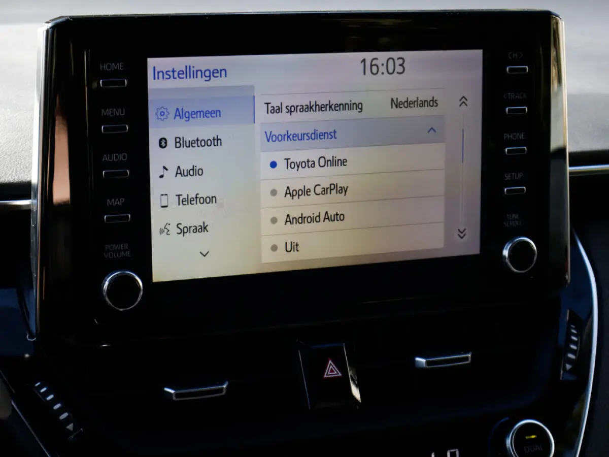 1.8 Hybrid Active 1e-Eig & Keurig-Onderh. BOVAG-Garantie. NL-Auto