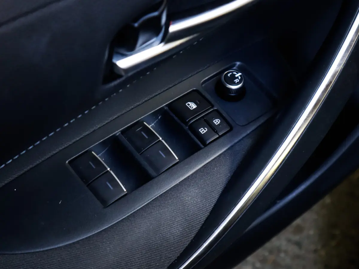 1.8 Hybrid Active 1e-Eig & Keurig-Onderh. BOVAG-Garantie. NL-Auto