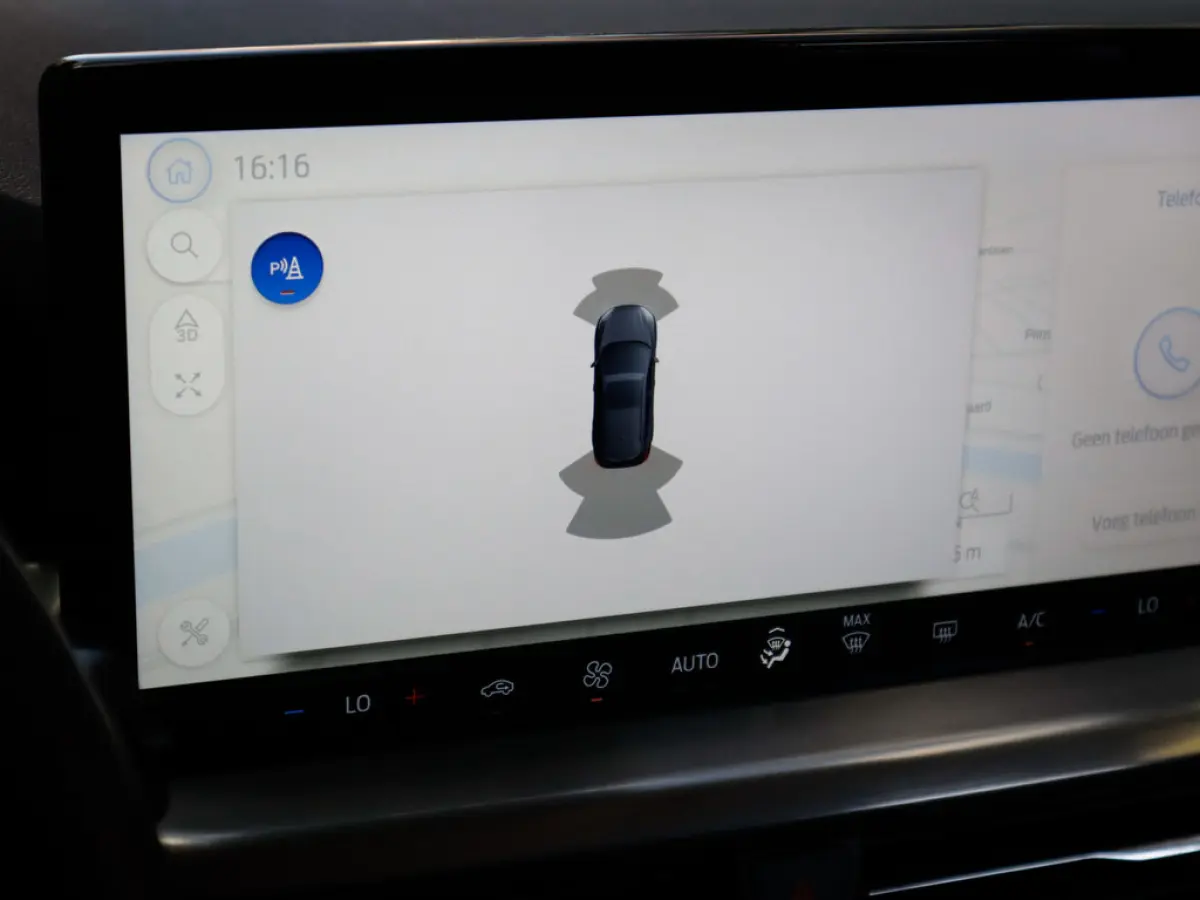 1.0 EcoBoost Hybrid Titanium 1e-Eig. & Keurig-Onderh. BOVAG-Garantie. NL-Auto.