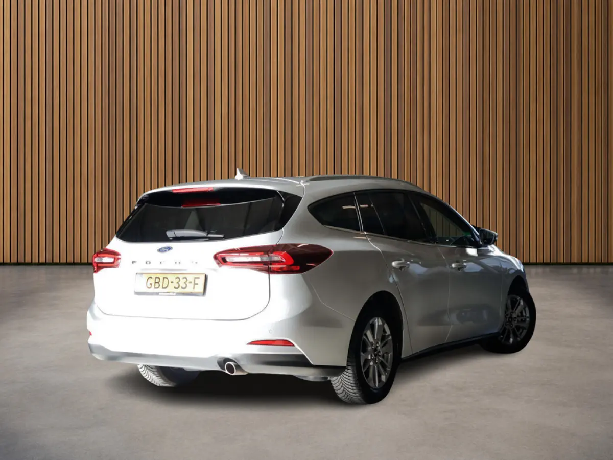 1.0 EcoBoost Hybrid Titanium 1e-Eig. & Keurig-Onderh. BOVAG-Garantie. NL-Auto.