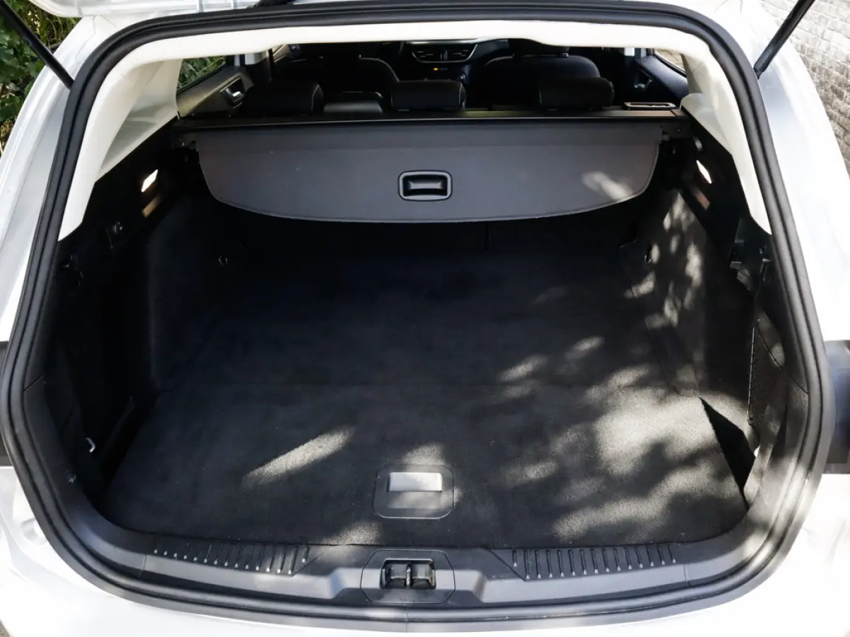 1.0 EcoBoost Hybrid Titanium 1e-Eig. & Keurig-Onderh. BOVAG-Garantie. NL-Auto.