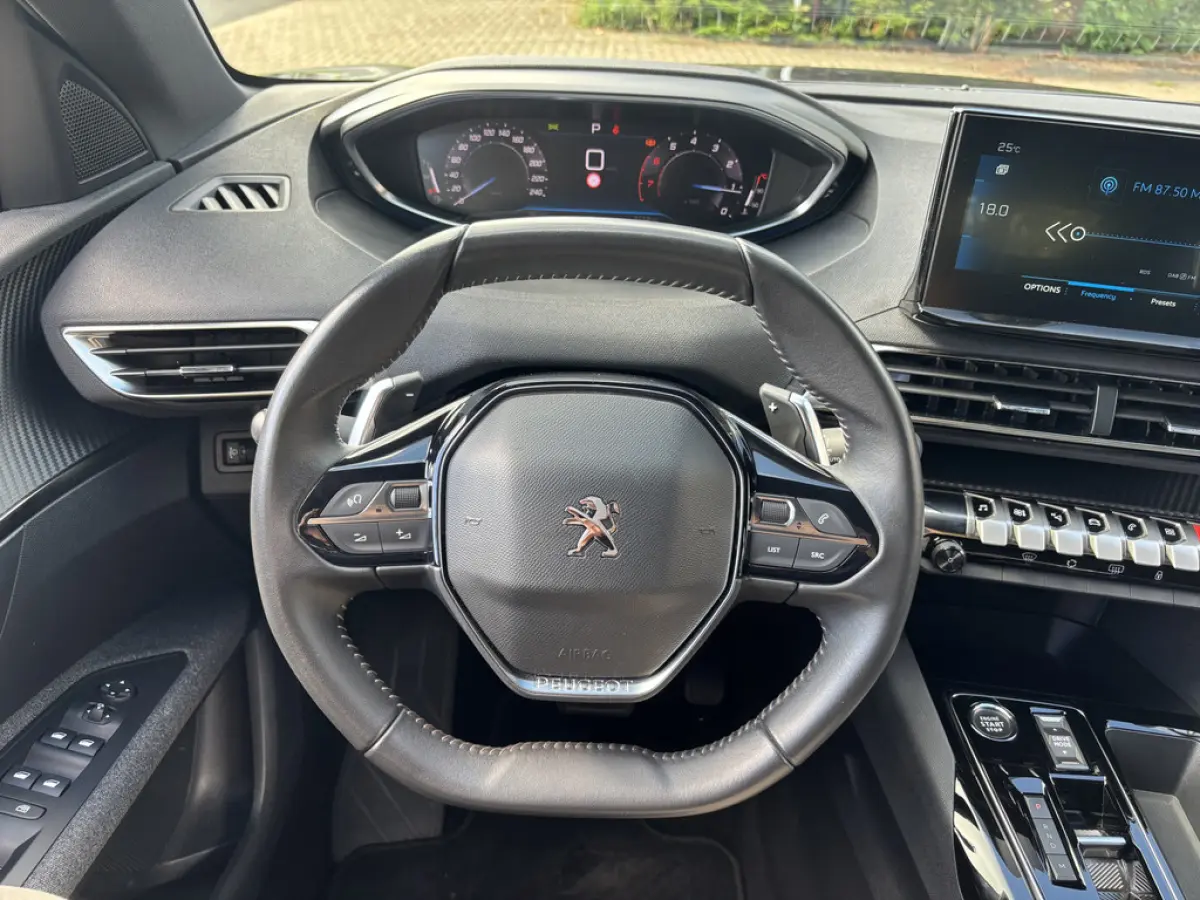 1.2 PureTech Active Pack Business 1e-Eig. & Dealer-Onderh. BOVAG-Garantie. NL-Auto.