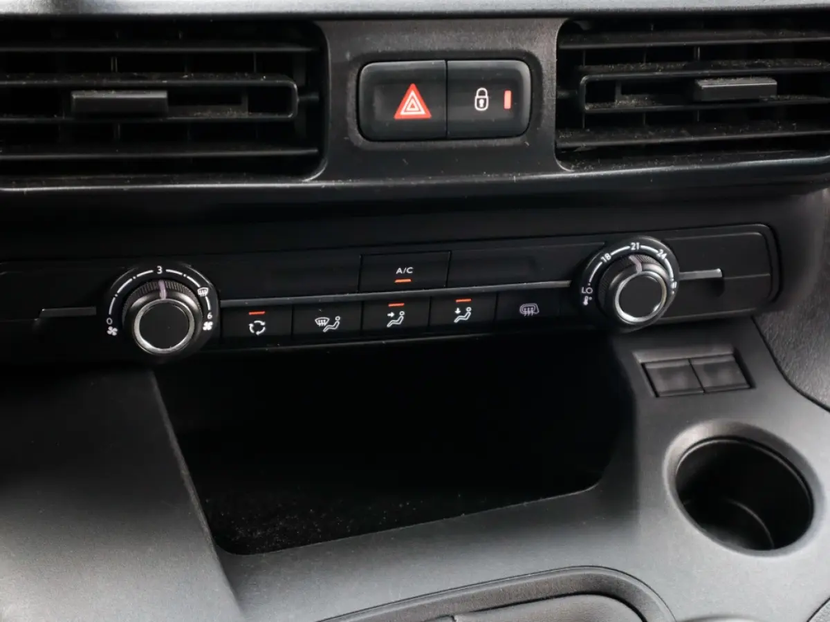 1.5D L1H1 Standaard 1e-Eig. & Keurig-Onderh. BOVAG-Garantie. NL-Auto.