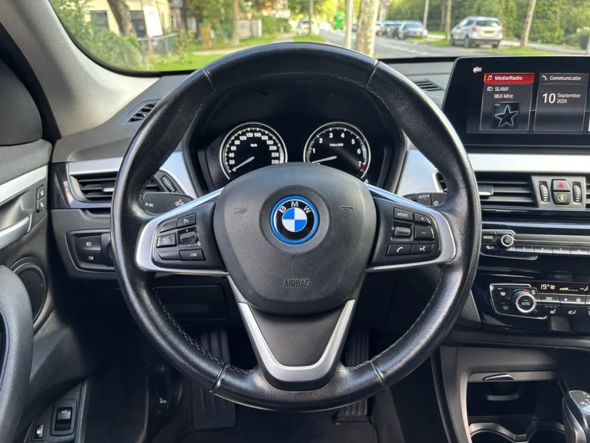 xDrive25e Executive 2e-Eig. & Keurig-Onderh. BOVAG-Garantie. NL-Auto.
