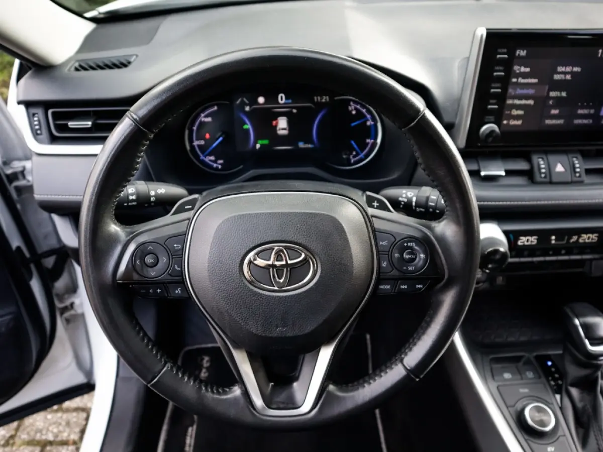 2.5 Hybrid AWD Active 1e-Eig. & Dealer-Onderh. BOVAG-Garantie. NL-Auto.