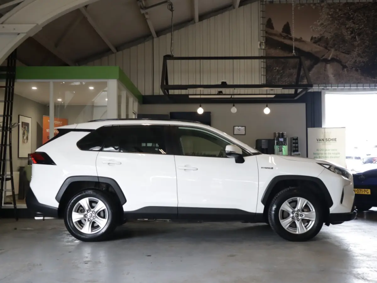 2.5 Hybrid AWD Active 1e-Eig. & Dealer-Onderh. BOVAG-Garantie. NL-Auto.