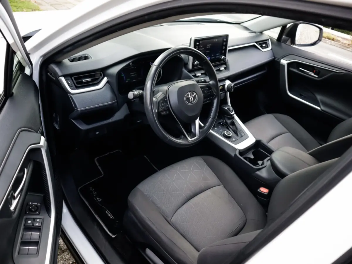 2.5 Hybrid AWD Active 1e-Eig. & Dealer-Onderh. BOVAG-Garantie. NL-Auto.