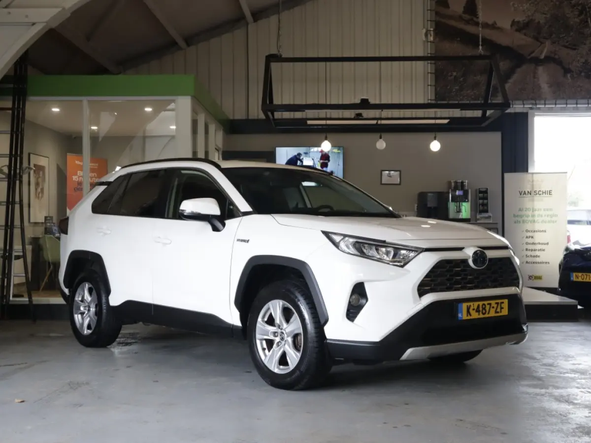 2.5 Hybrid AWD Active 1e-Eig. & Dealer-Onderh. BOVAG-Garantie. NL-Auto.