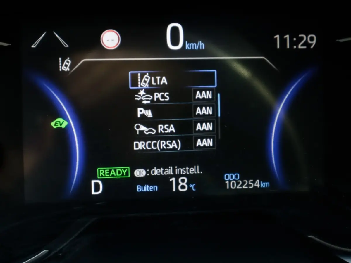 2.5 Hybrid AWD Active 1e-Eig. & Dealer-Onderh. BOVAG-Garantie. NL-Auto.