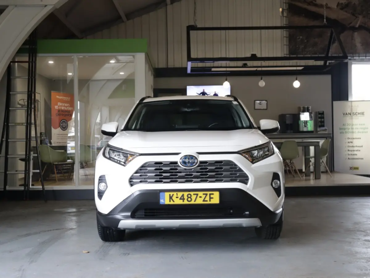 2.5 Hybrid AWD Active 1e-Eig. & Dealer-Onderh. BOVAG-Garantie. NL-Auto.