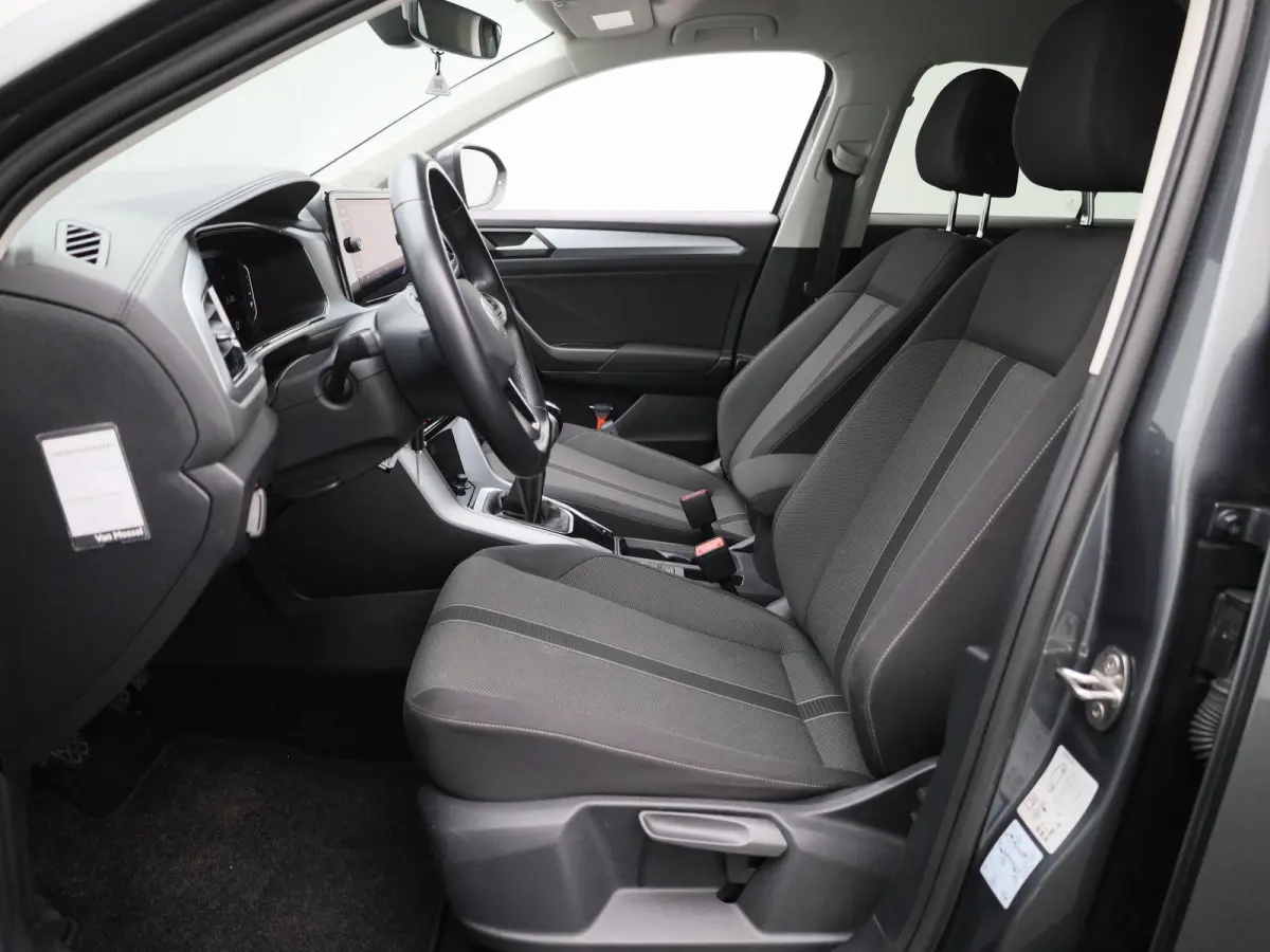 1.0 TSI Life Business 110 PK | Navigatie | Camera | Parkeersensoren | Stoelverwarming | Adaptive Cruise Control | Digital Cockpit Pro | Climate Control | LED |