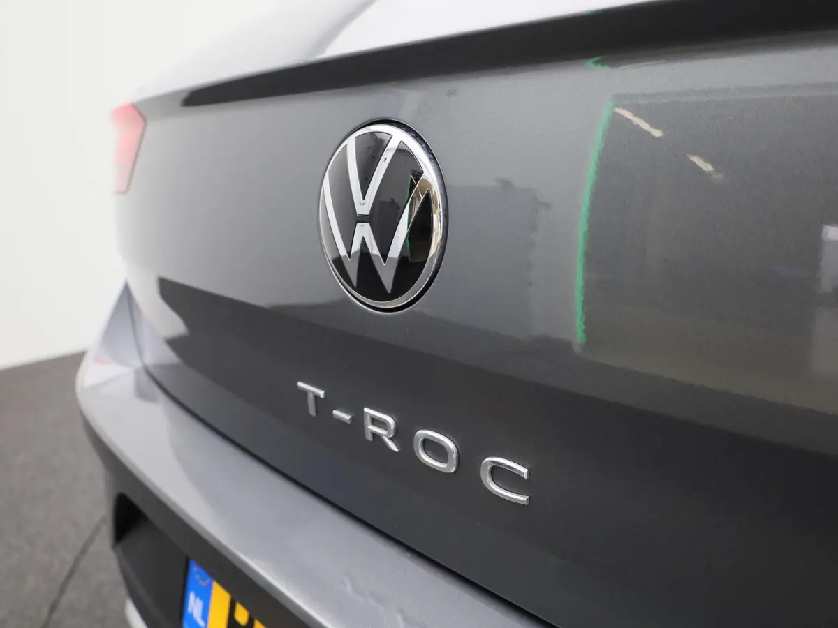 1.0 TSI Life Business 110 PK | Navigatie | Camera | Parkeersensoren | Stoelverwarming | Adaptive Cruise Control | Digital Cockpit Pro | Climate Control | LED |