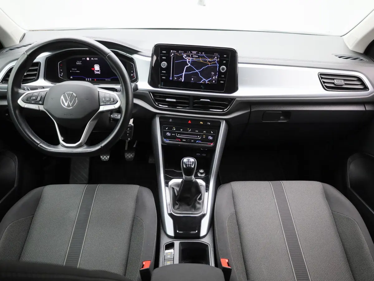 1.0 TSI Life Business 110 PK | Navigatie | Camera | Parkeersensoren | Stoelverwarming | Adaptive Cruise Control | Digital Cockpit Pro | Climate Control | LED |