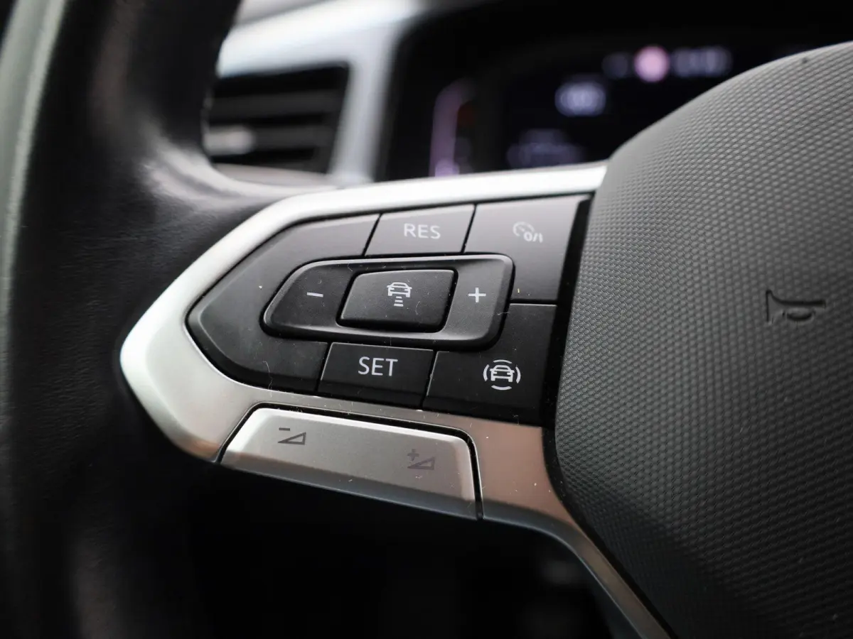 1.0 TSI Life Business 110 PK | Navigatie | Camera | Parkeersensoren | Stoelverwarming | Adaptive Cruise Control | Digital Cockpit Pro | Climate Control | LED |
