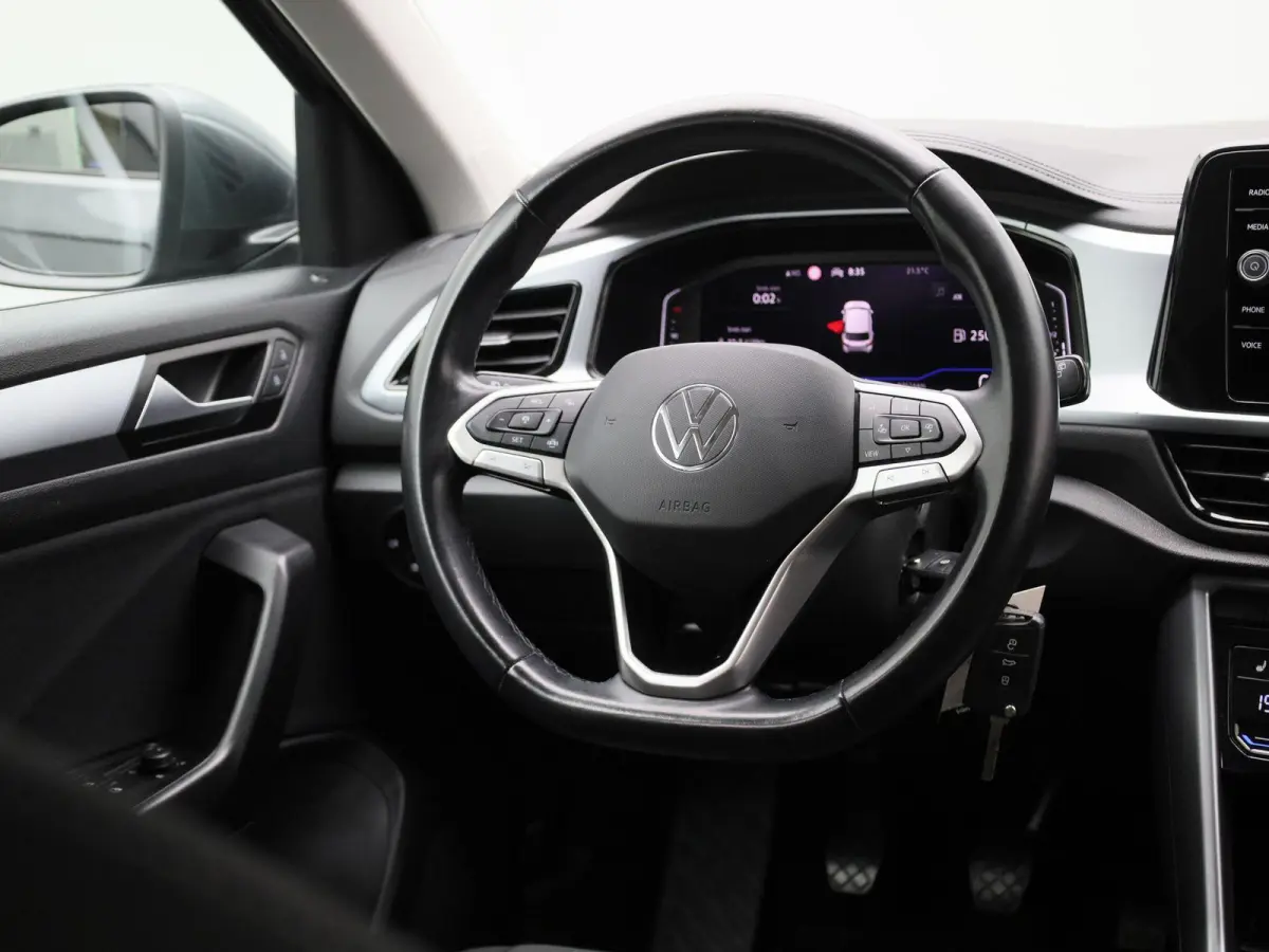 1.0 TSI Life Business 110 PK | Navigatie | Camera | Parkeersensoren | Stoelverwarming | Adaptive Cruise Control | Digital Cockpit Pro | Climate Control | LED |