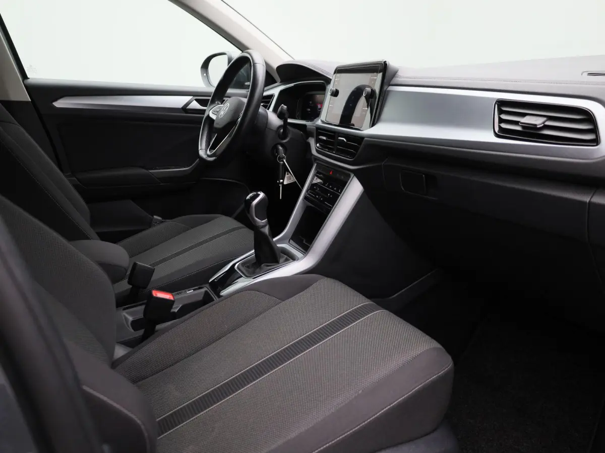 1.0 TSI Life Business 110 PK | Navigatie | Camera | Parkeersensoren | Stoelverwarming | Adaptive Cruise Control | Digital Cockpit Pro | Climate Control | LED |