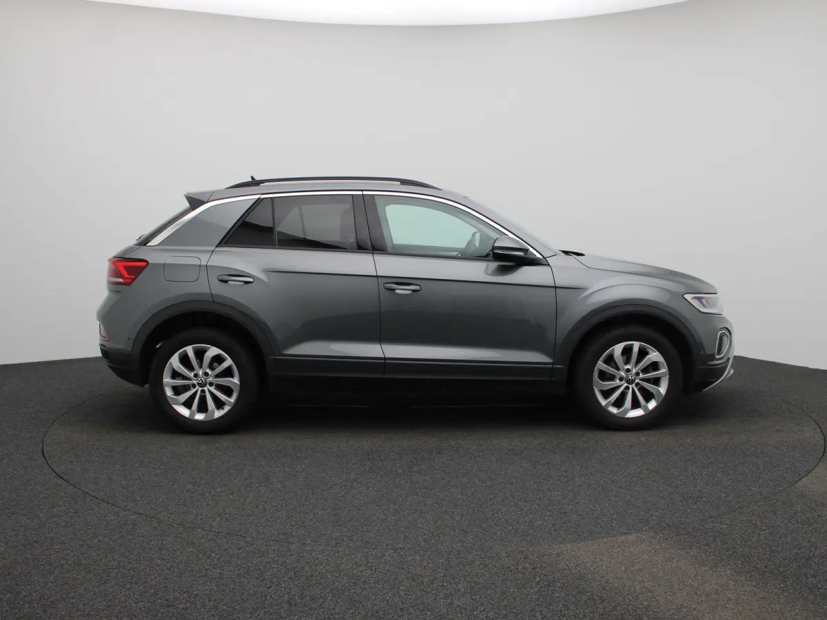 1.0 TSI Life Business 110 PK | Navigatie | Camera | Parkeersensoren | Stoelverwarming | Adaptive Cruise Control | Digital Cockpit Pro | Climate Control | LED |