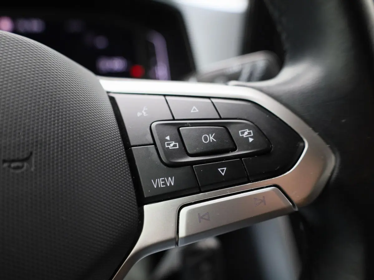 1.0 TSI Life Business 110 PK | Navigatie | Camera | Parkeersensoren | Stoelverwarming | Adaptive Cruise Control | Digital Cockpit Pro | Climate Control | LED |