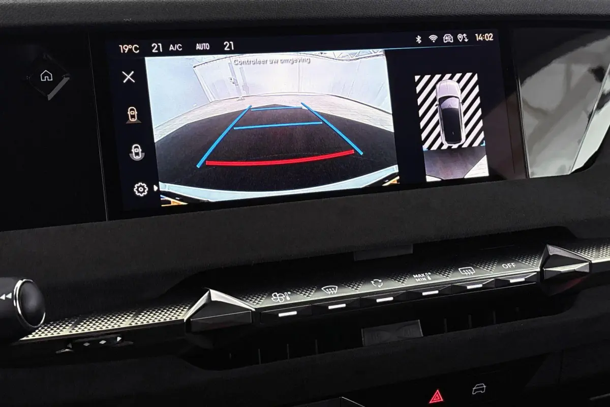 1.2 PureTech Performance Line Automaat 360-Camera Apple Carplay 19"