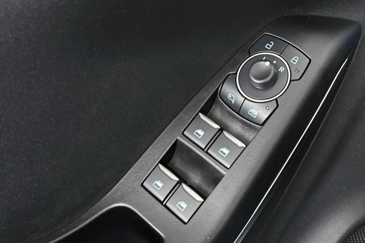 1.0 EcoBoost Titanium Stoel-Stuur-Voorruitverwarming Apple CarPlay